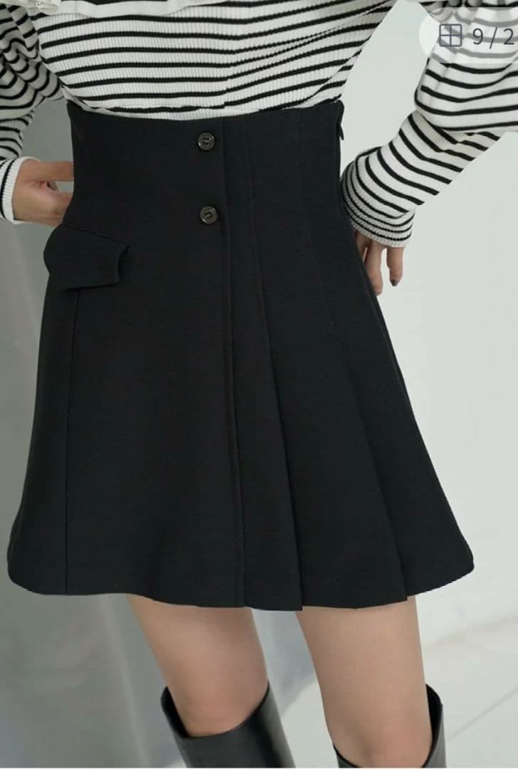 【新品未使用】今季【snidel】プリーツスカショーパン【BLACK】