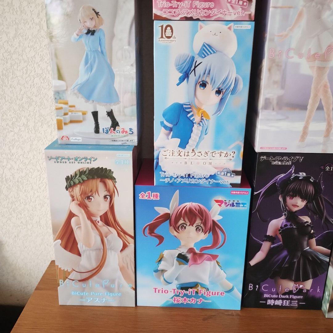 フィギュア　まとめ売り　24体