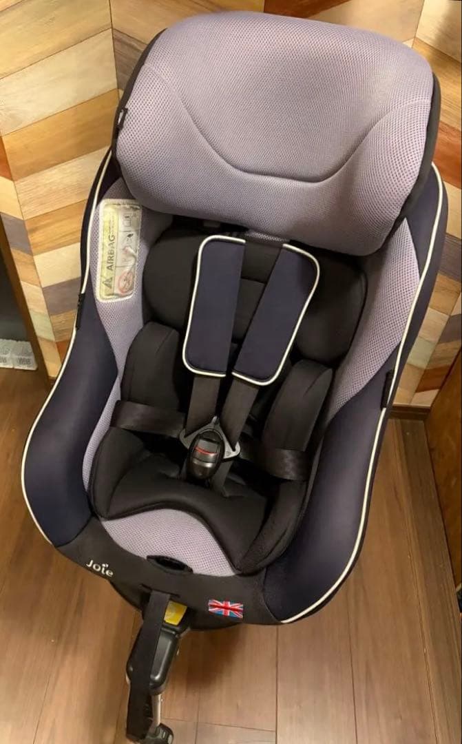 【土日値下中！送料込‼︎】Joieアーク360°チャイルドシートブラック&ネイビー