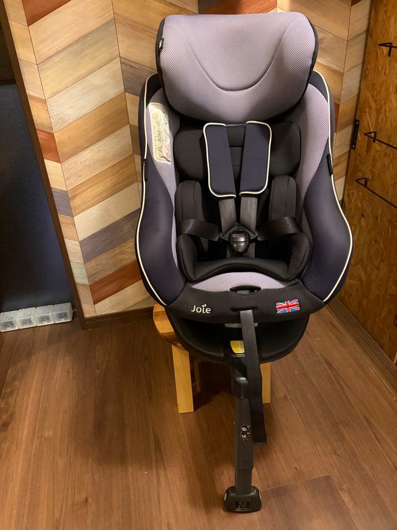 【土日値下中！送料込‼︎】Joieアーク360°チャイルドシートブラック&ネイビー