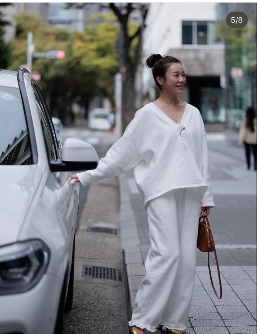 Poisポワ　リラックスシリーズ ホワイト長袖トップス