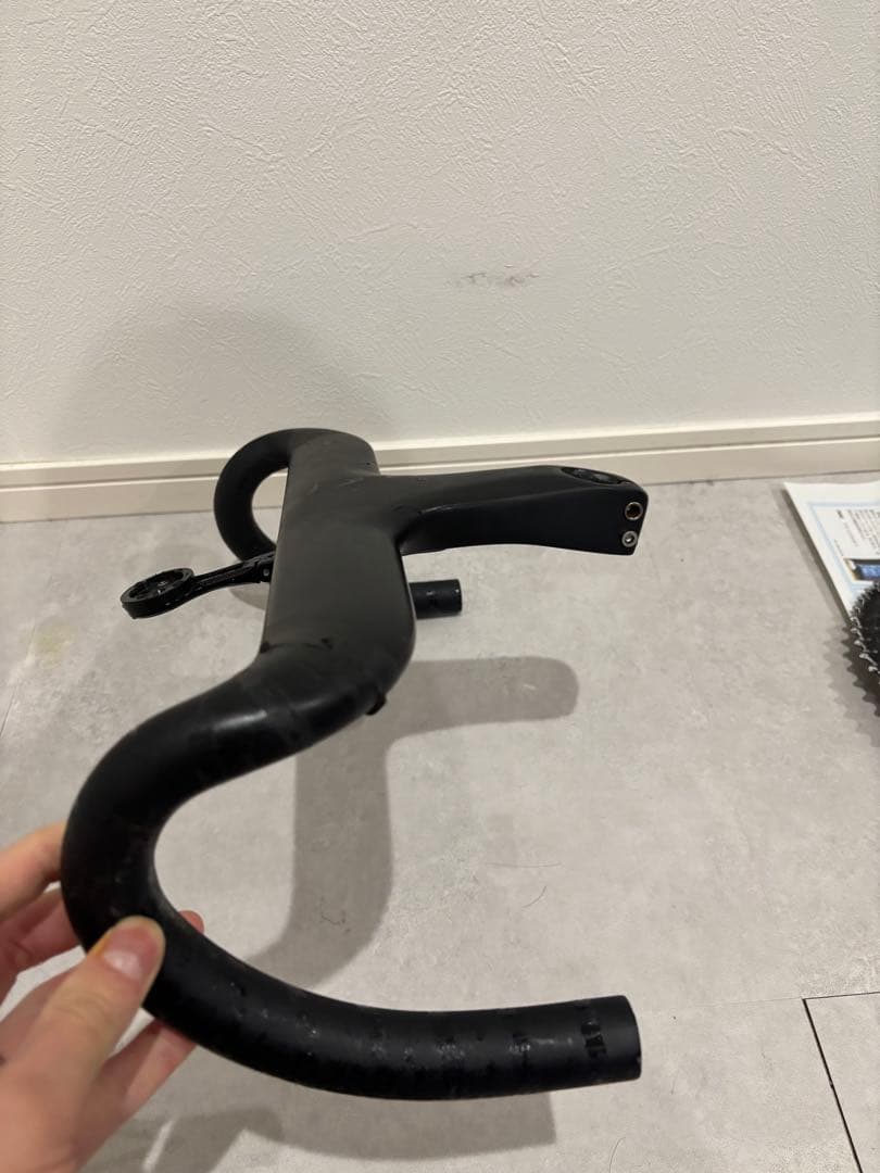 ロードバイク　一体型ハンドル　カーボン