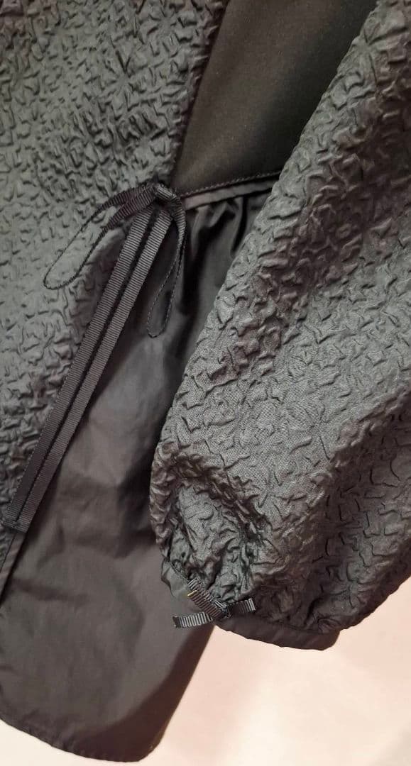 【新品タグ付】スーパービューティー エンボス リボン チュニック 黒 44 LL