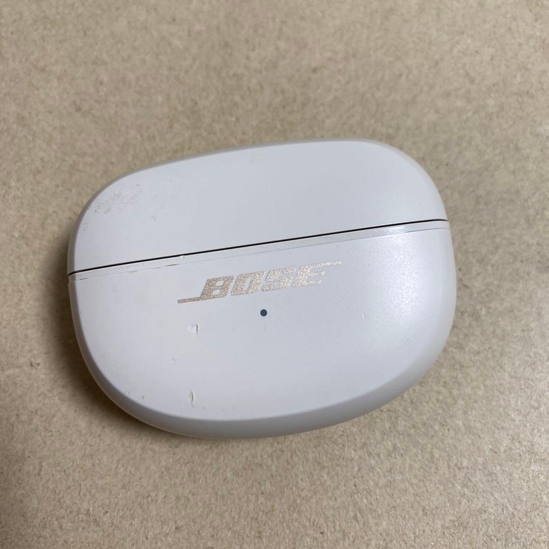 ジャンクBose Ultra Open Earbudsワイヤレスイヤホン本体のみ