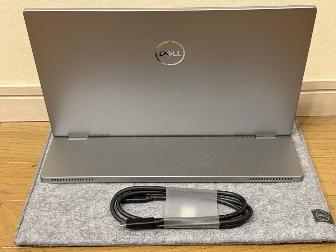 【期間限定値下げ！】 DELL モバイルディスプレイ C1422H