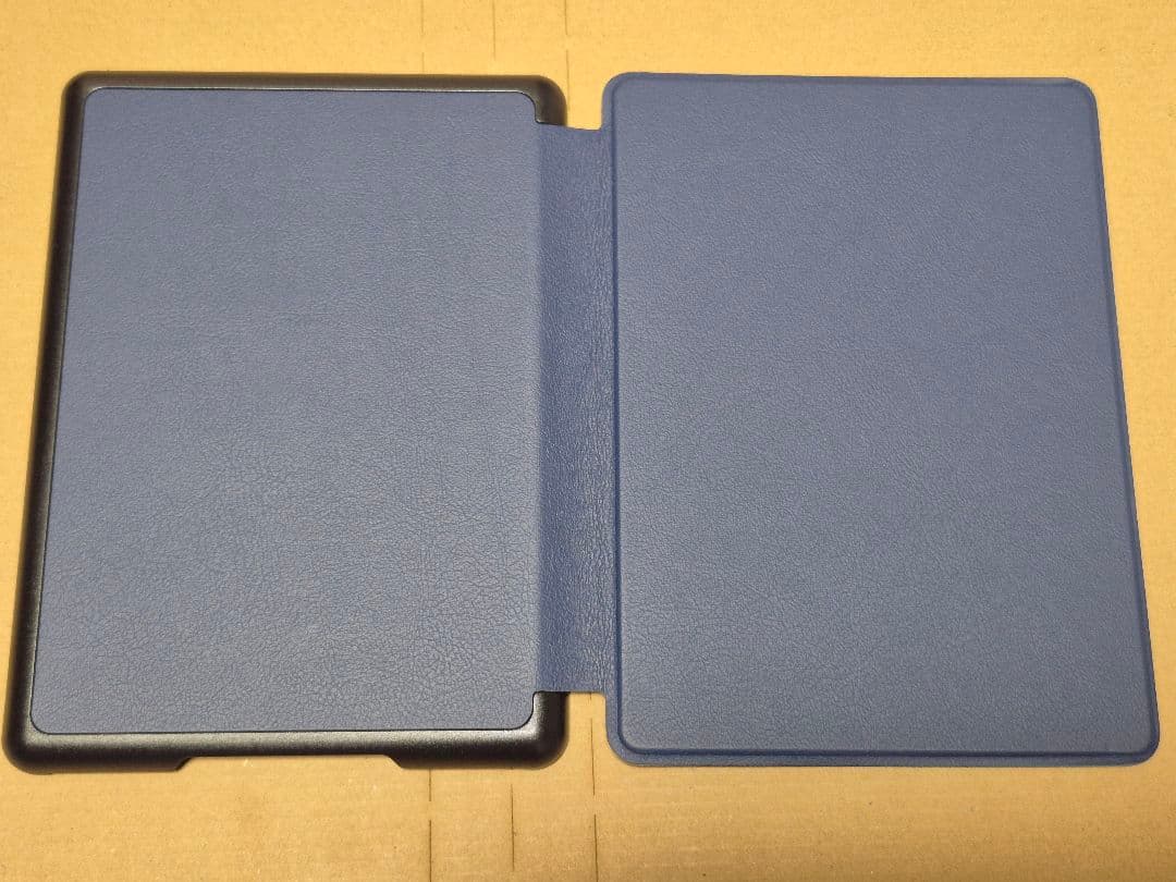 Kindle Paperwhite 第11世代 8GB 広告あり+カバー2種類付