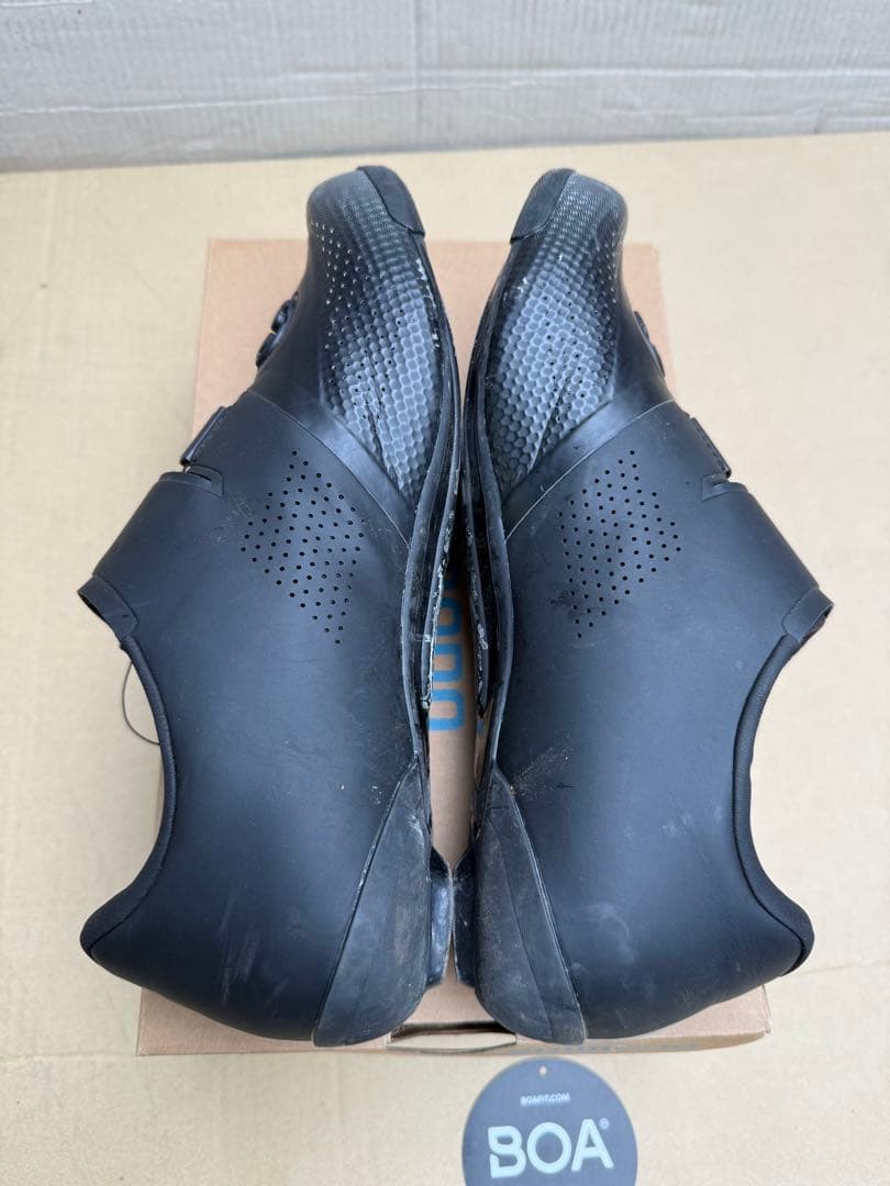 【土日限定価格設定中】SHIMANO RC7 ロードバイク用シューズ 40.5