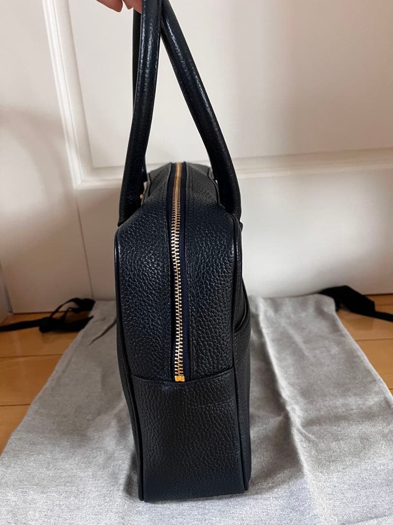 A.D.M.J トートバッグ　ハンドバッグ　レザー　本革極美品ネイビー　A4対応