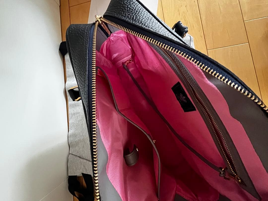 A.D.M.J トートバッグ　ハンドバッグ　レザー　本革極美品ネイビー　A4対応