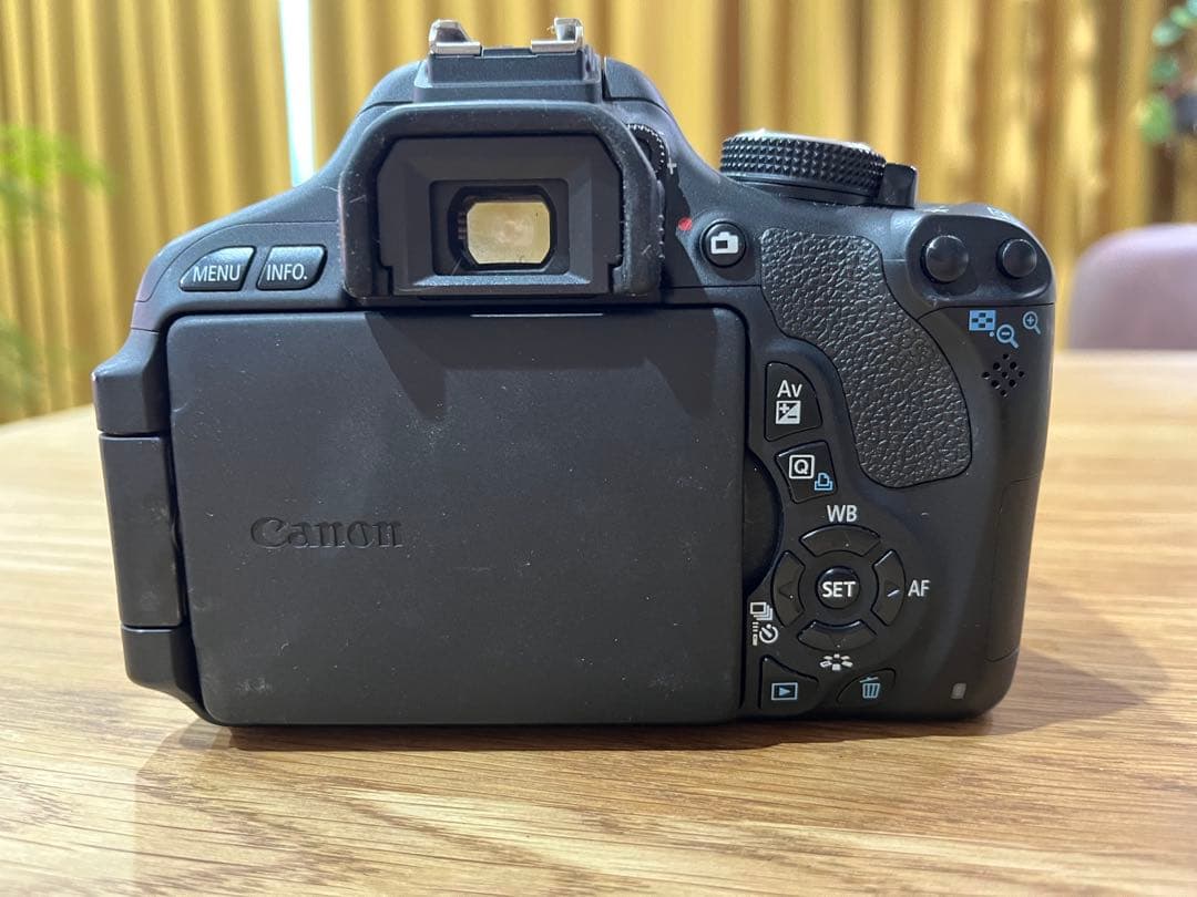 レンズ3本付き Canon EOS Kiss X5 デジタル一眼レフ