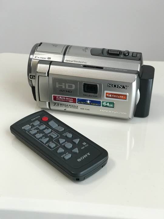 sonyデジタルHDビデオカメラHDR-PJ20プロジェクター付き