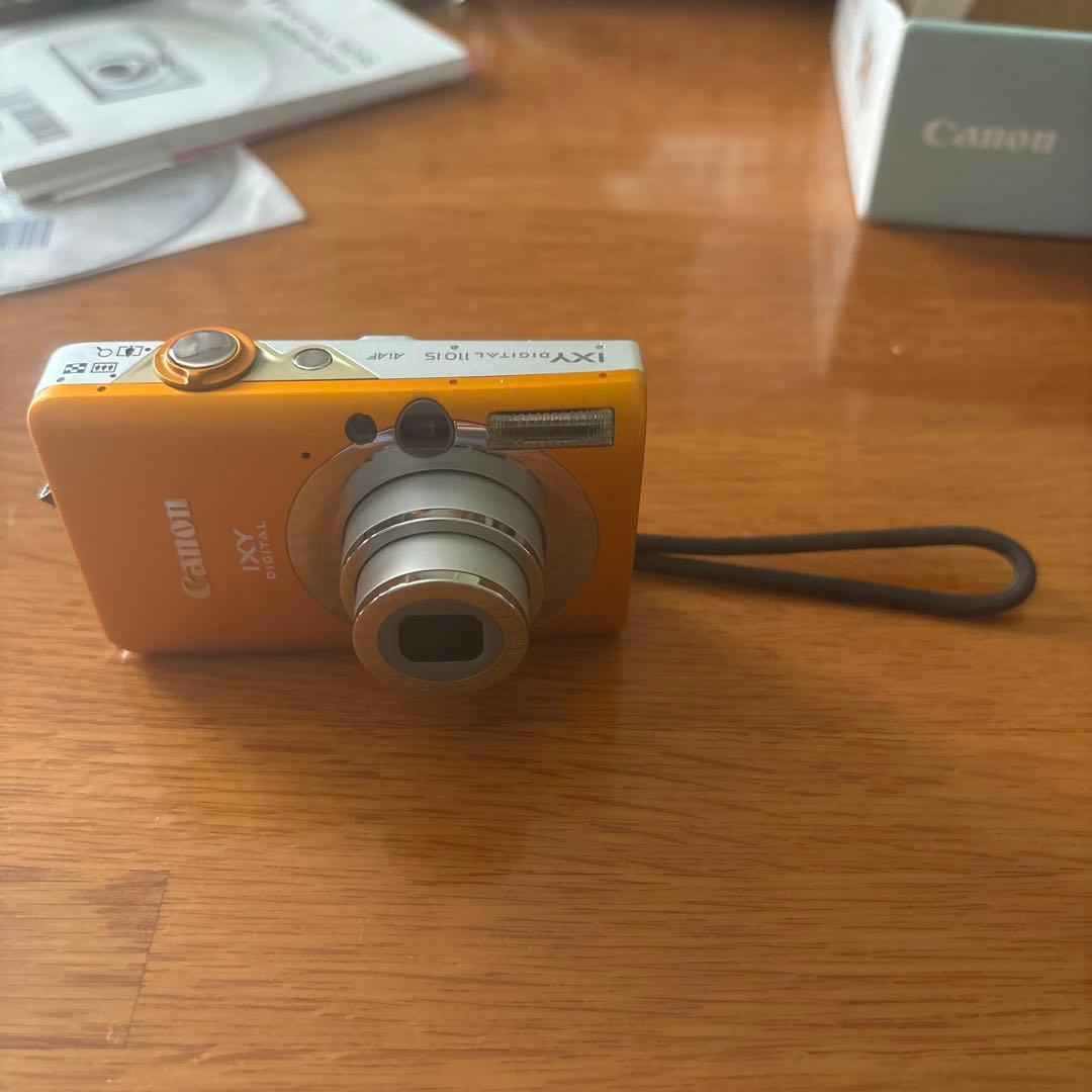 Canon IXY DIGITAL 110 IS 本体