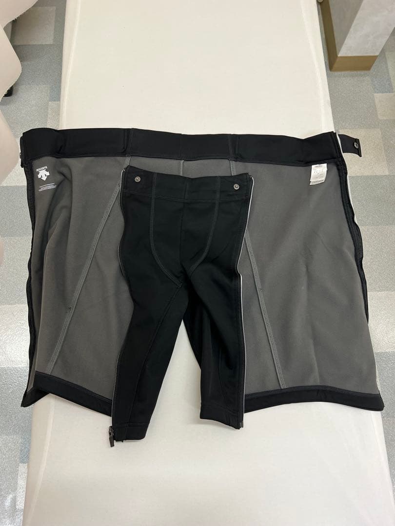 DESCENTEバリアハーフパンツサイズXO