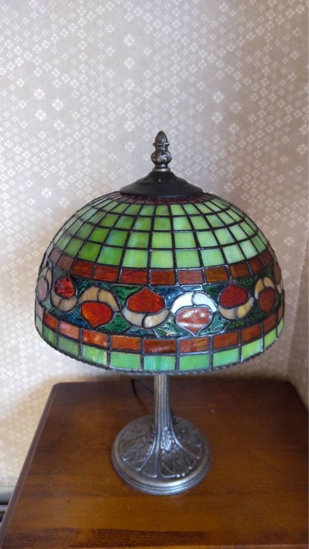 ステンドグラス ドーム型ランプ