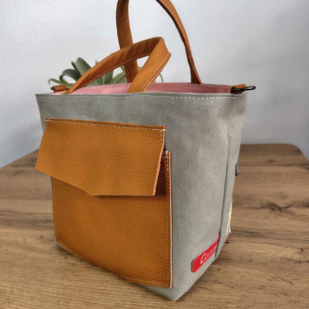 333W 様　/猫とちょうちょカケラパッチ/しきりトートSサイズ/本革キャメ