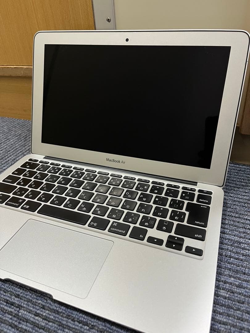 MacBook air A1465 Early2015 11.6インチ