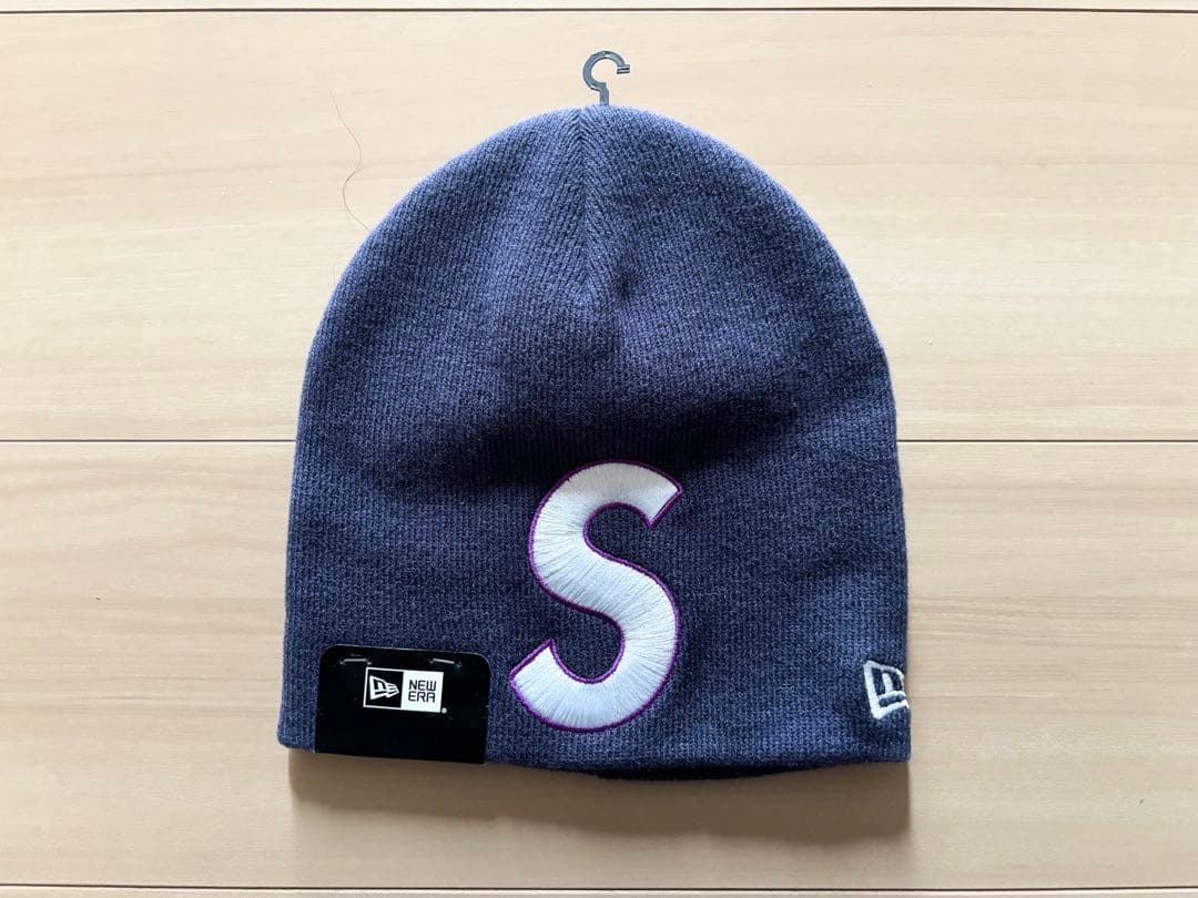 シュプリーム　New Era S Logo Beanie　ライトネイビー