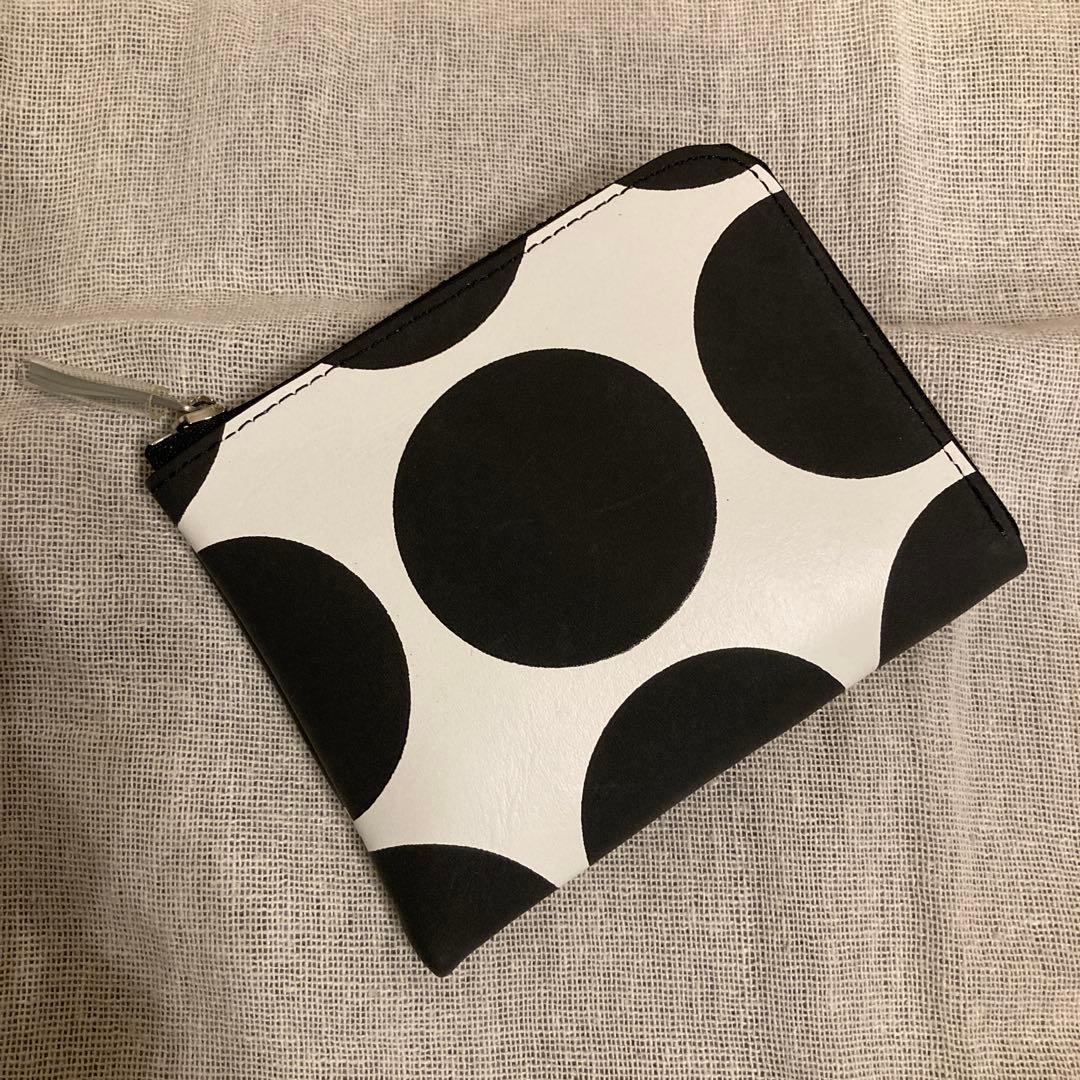 新品　kawakawaドット柄 L字ファスナーミニ財布