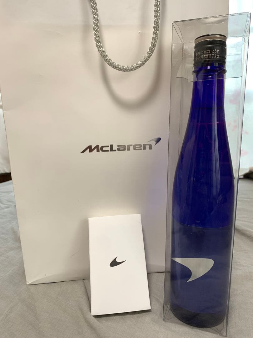 McLaren マクラーレン新車発表会ノベルティ　NOBU日本酒 500ml 青