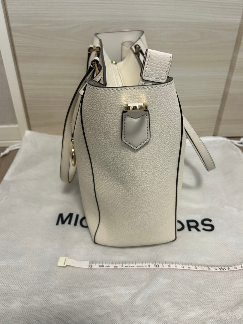 MICHAEL KORS ホワイト A4収納可 トートバッグ