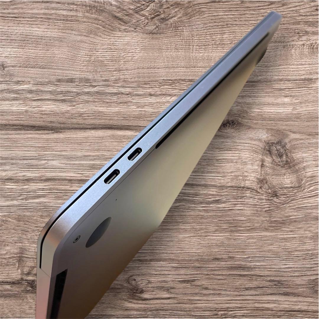 MacBook Pro 13インチ i7 1TB 4ポート