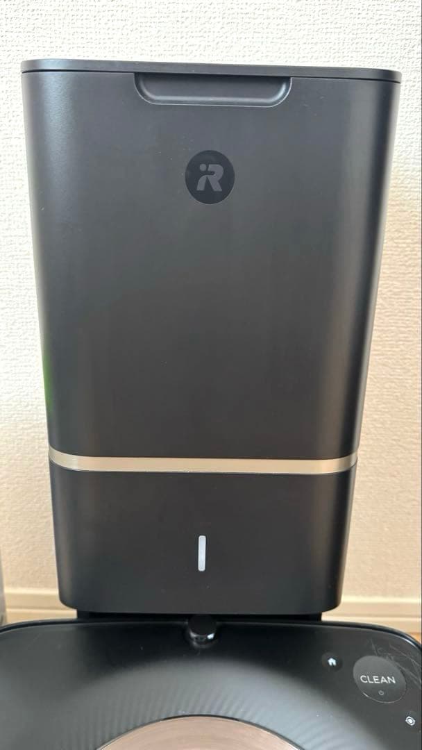 iRobot ルンバs9+ 自動お掃除　ゴミ収集