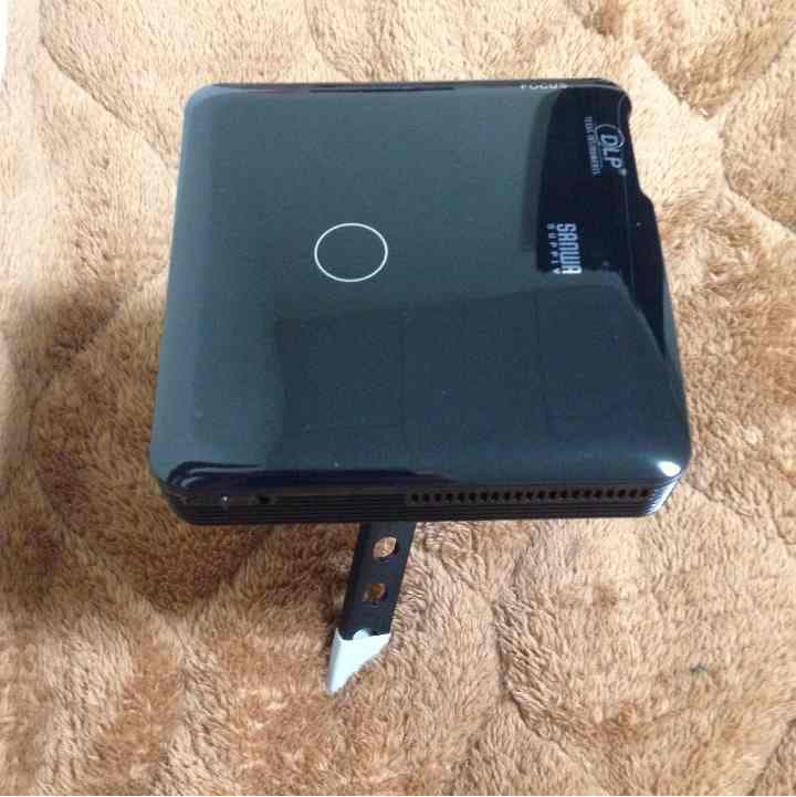 プロジェクターiPhone、DVD