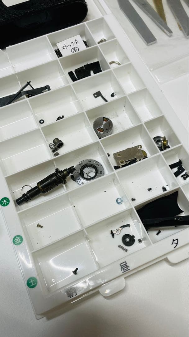 バルナックライカｆⅢ 一台分 分解部品パーツ一式