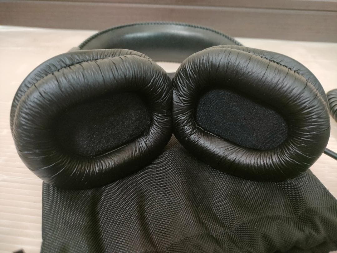 ソニー ヘッドホン MDR-7506 プラグ付き