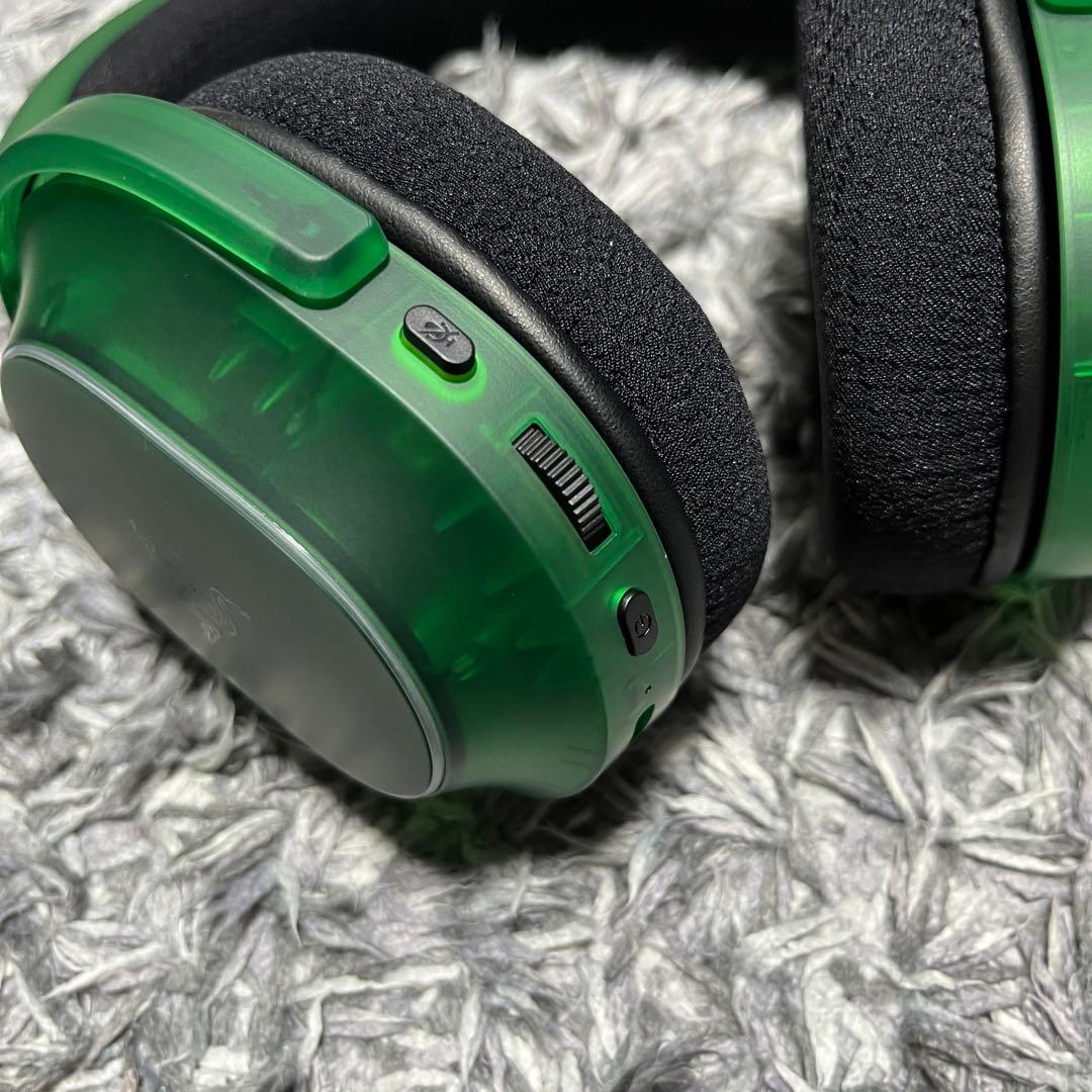 ヘッドホン Razer Barracuda X Chroma Phantom Green