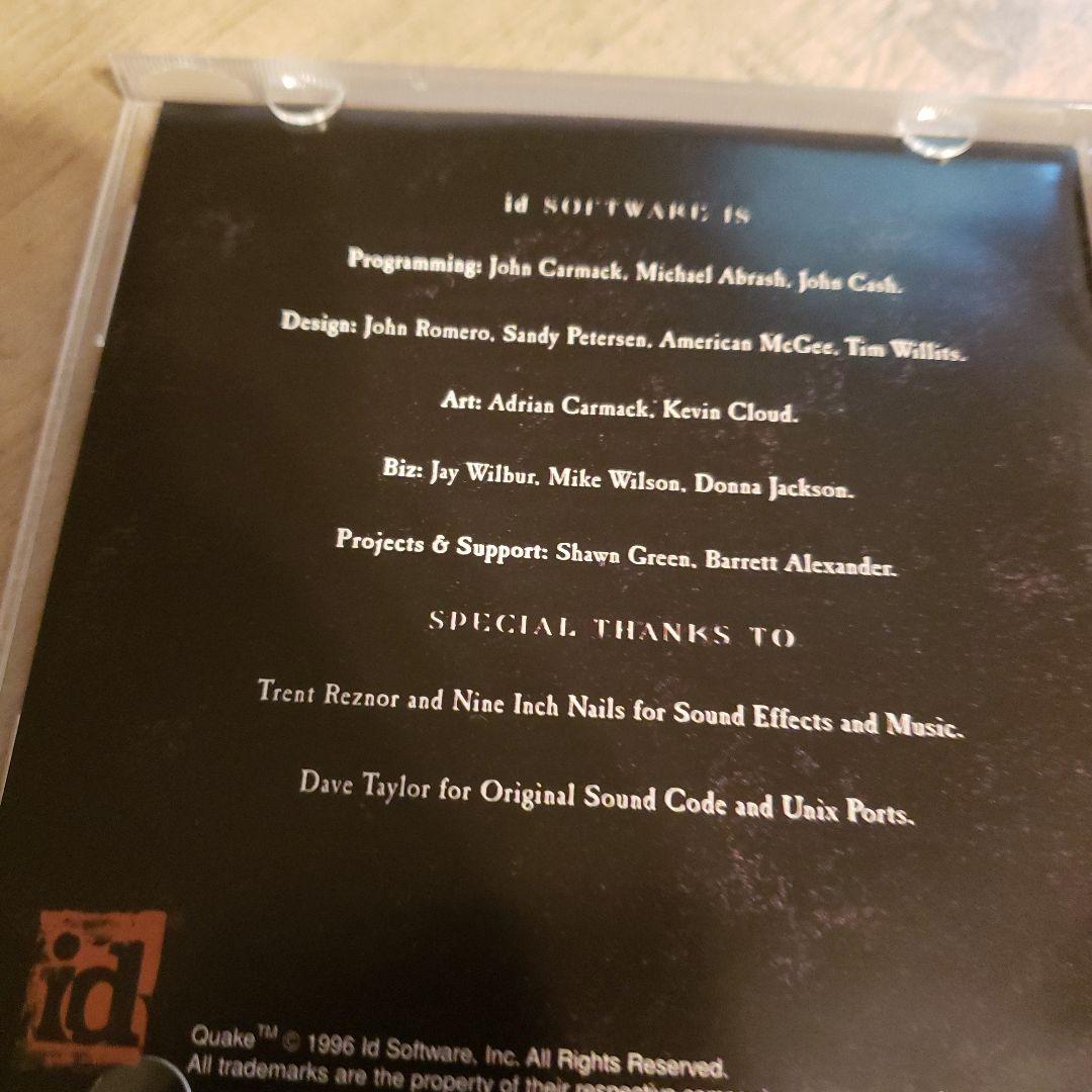 The Ultimate Doom & Quake 2枚セット