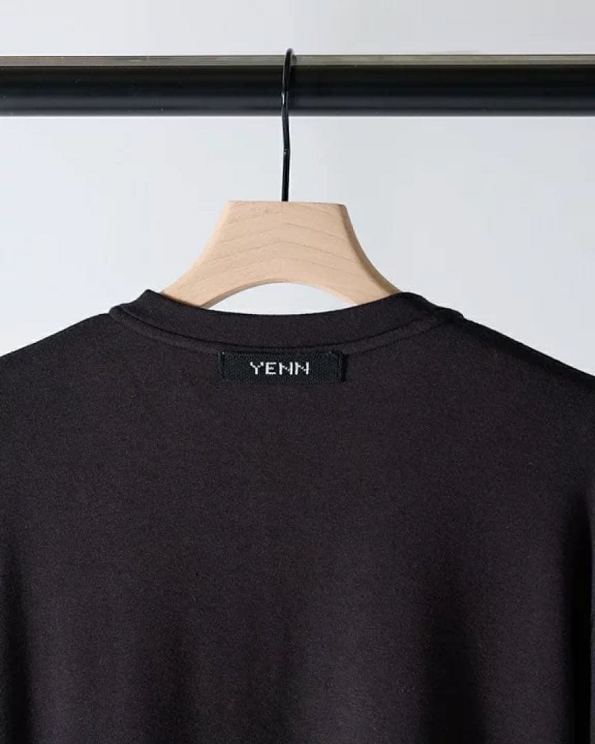 YENN イエン HENRY NECK LONG TEE ブラック