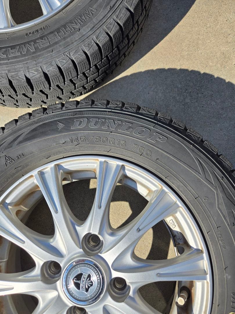 145/80R13 スタッドレス 4本 ダンロップ アルミホイール付き