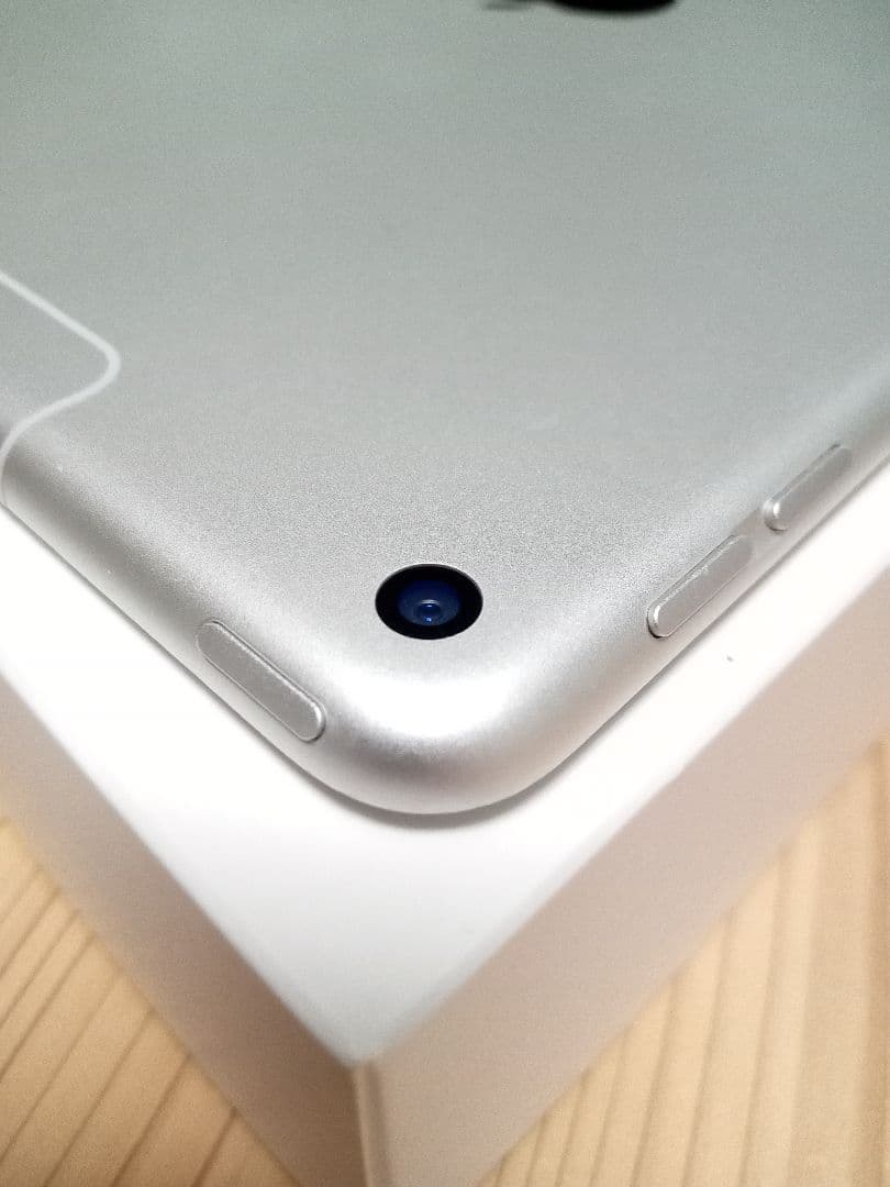 バッテリー容量93%iPad Air 第3世代 Wi-Fi＋セルラー64GB