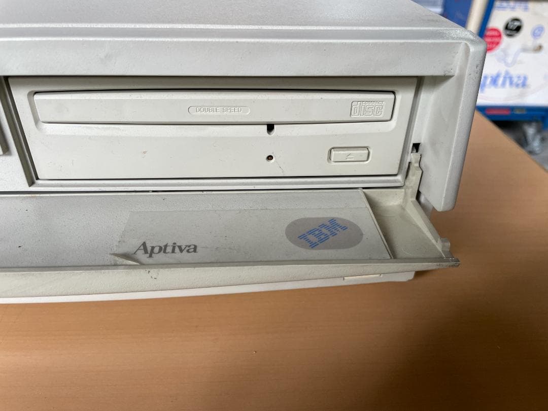 ★ パソコン IBM 486DX4 100MNhz 2144-68J Intel