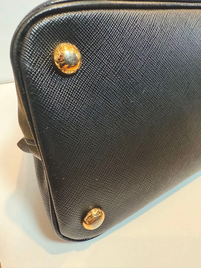 PRADA プラダ ブラック サフィアーノ　ショルダーバッグ　正規品