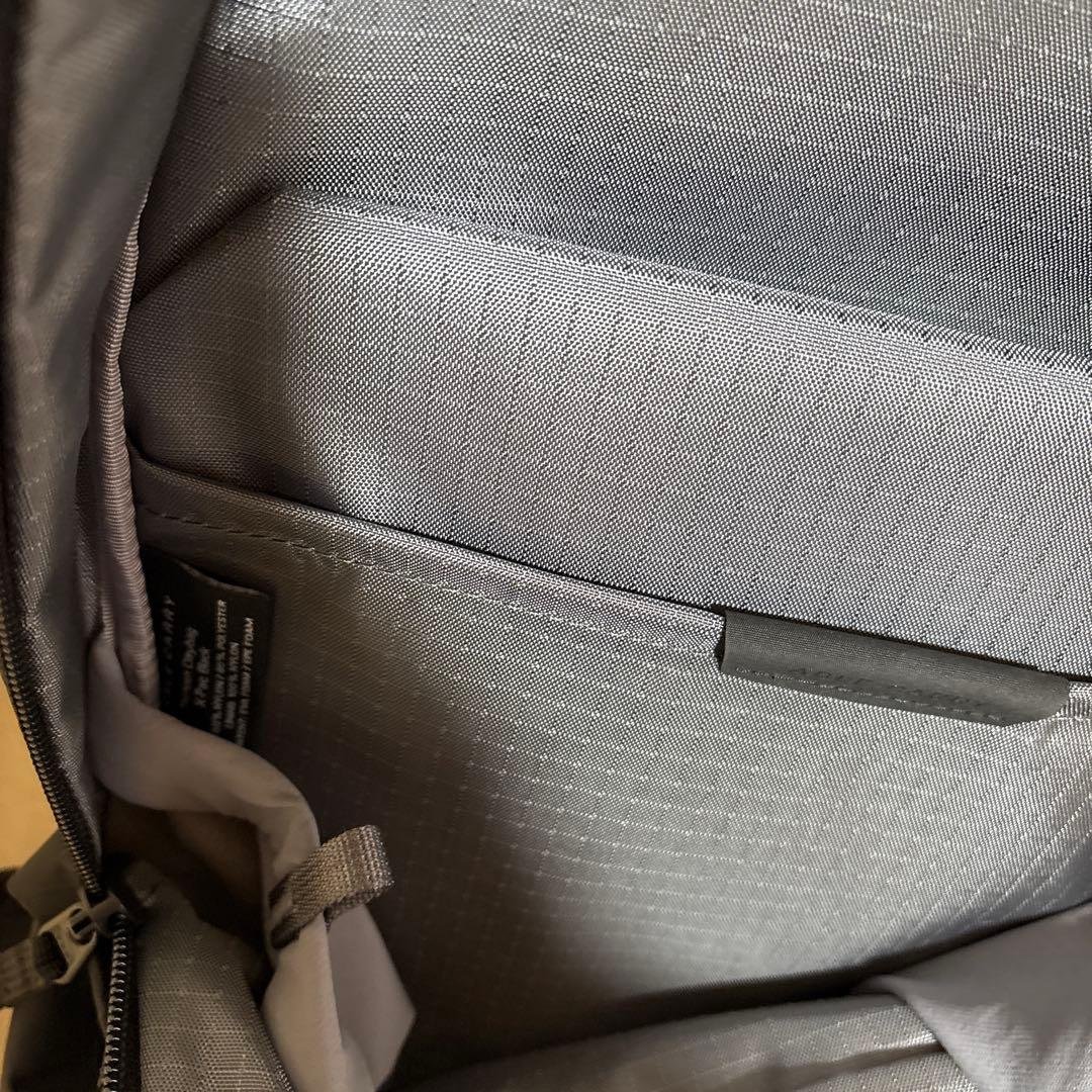 エーブルキャリー　Thirteen Daybag x-pac