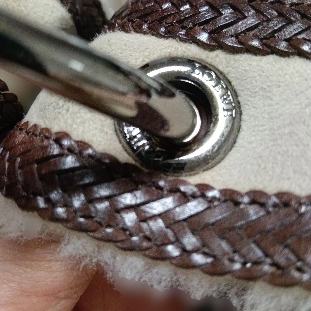 LOEWE　素敵なムートンのオシャレバック　メタルロゴ　2/8まで