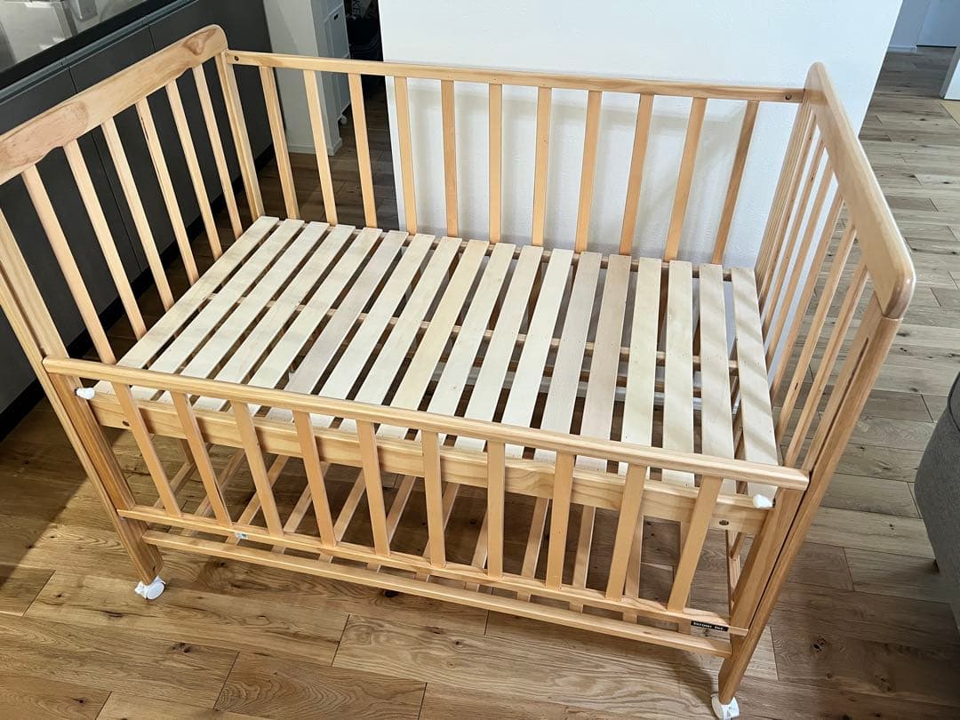 tt　ベビーベッド