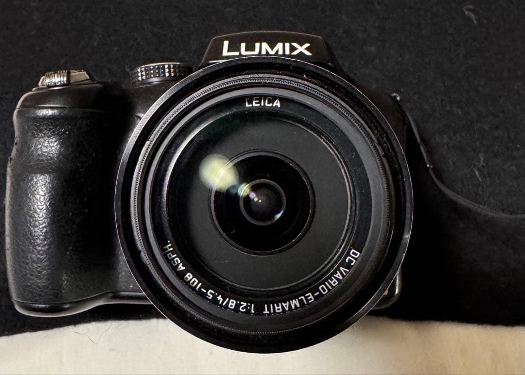 Panasonic FZ200 コンパクトデジタルカメラ