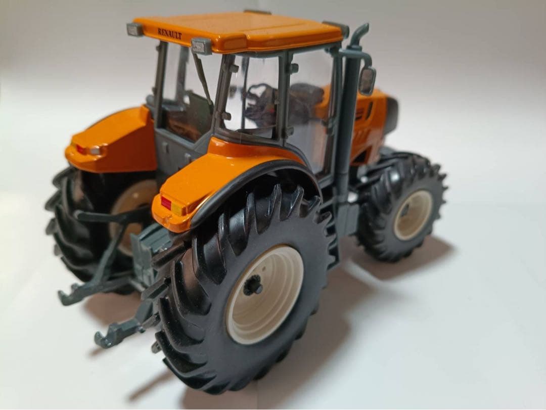 トラクター　ミニカーセット　25台　トミカ　ジク　ブリテン　ユニバーサルホビー