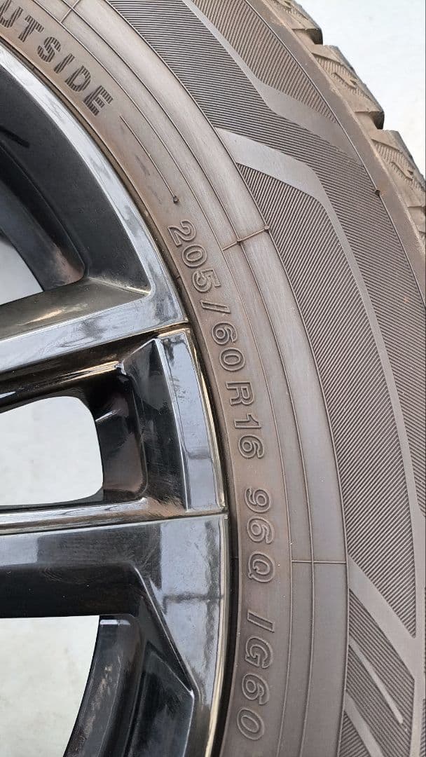 シトロエン　ベルランゴ　16インチスタッドレスタイヤ・ホイールセット