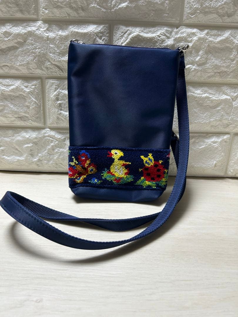 フェイラー　学校フェイラー　ハイジ　スマホショルダー