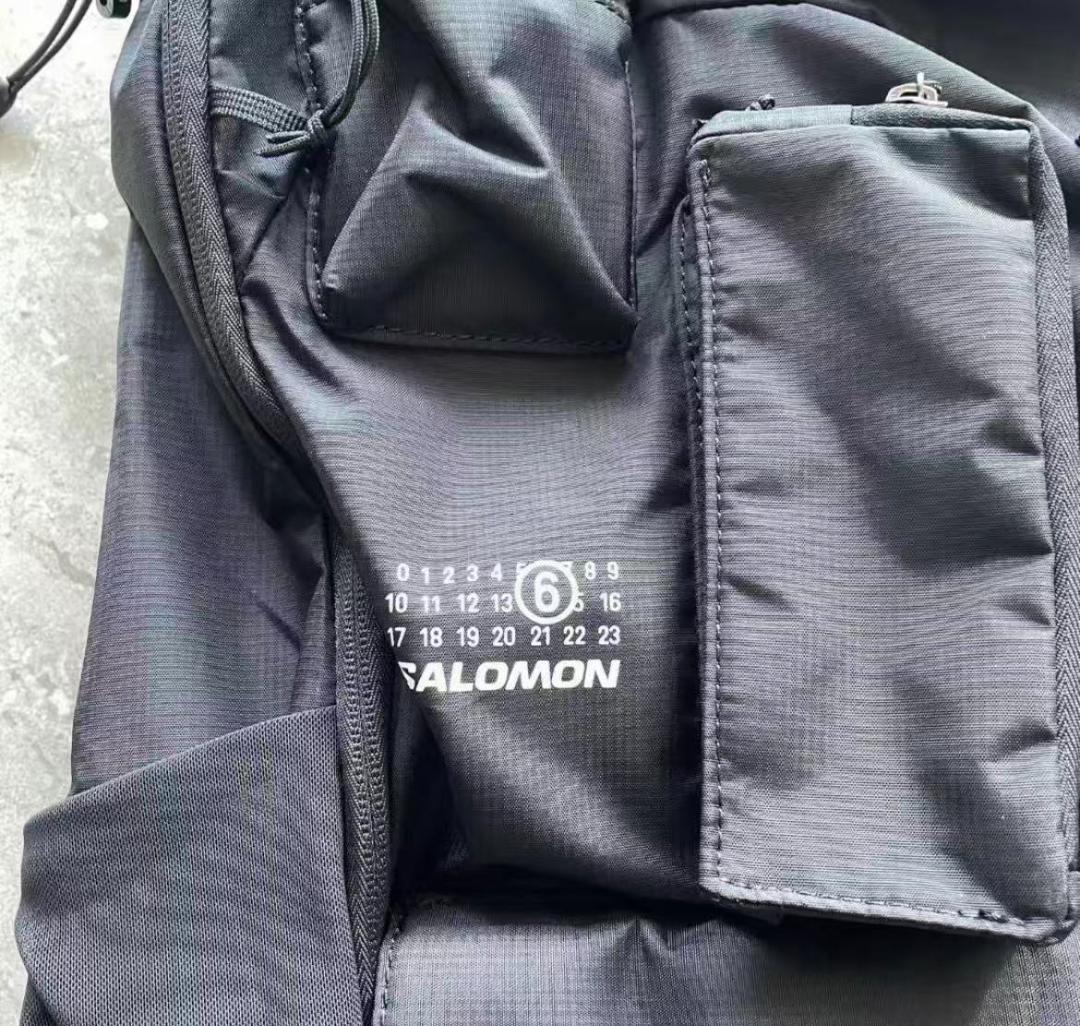 美品 MM6 × Salomon 多機能バックパック