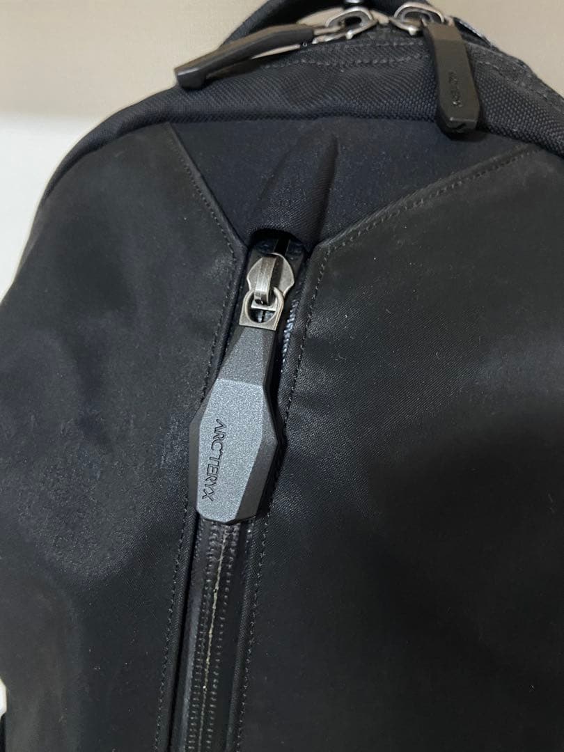 美品 ARC'TERYX アークテリクス Arro22 アロー22 バックパック