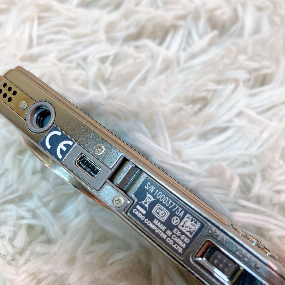 CASIO exilim ex-s10 デジタルカメラ　デジカメ