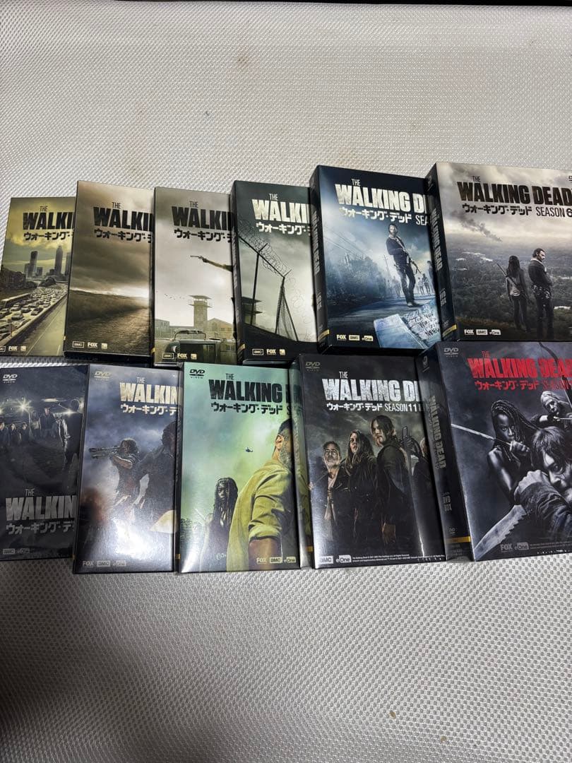 ウォーキング・デッド　コンパクトＤＶＤ1〜11 全巻セット