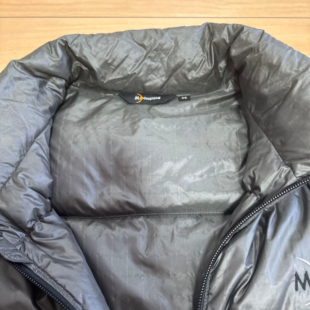 ムーンストーンダウンジャケット