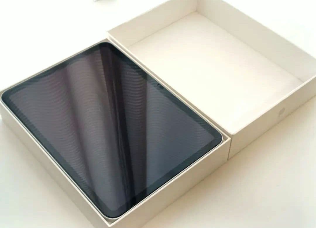 【美品】iPad本体 10.9インチ 第10世代 64GB MPQ03J/A