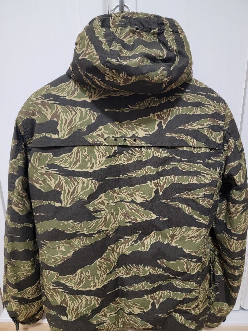 TENDERLOIN 迷彩柄フード付きジャケット Sサイズ、ハンターダウン